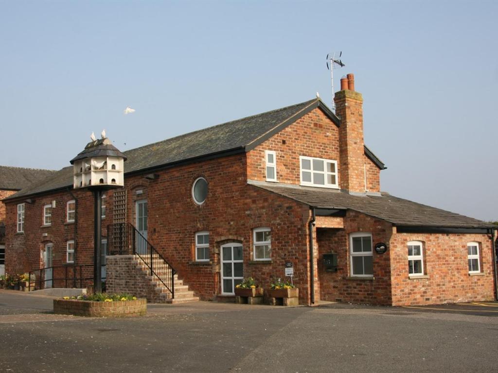 Wall Hill Farm Northwich Ngoại thất bức ảnh