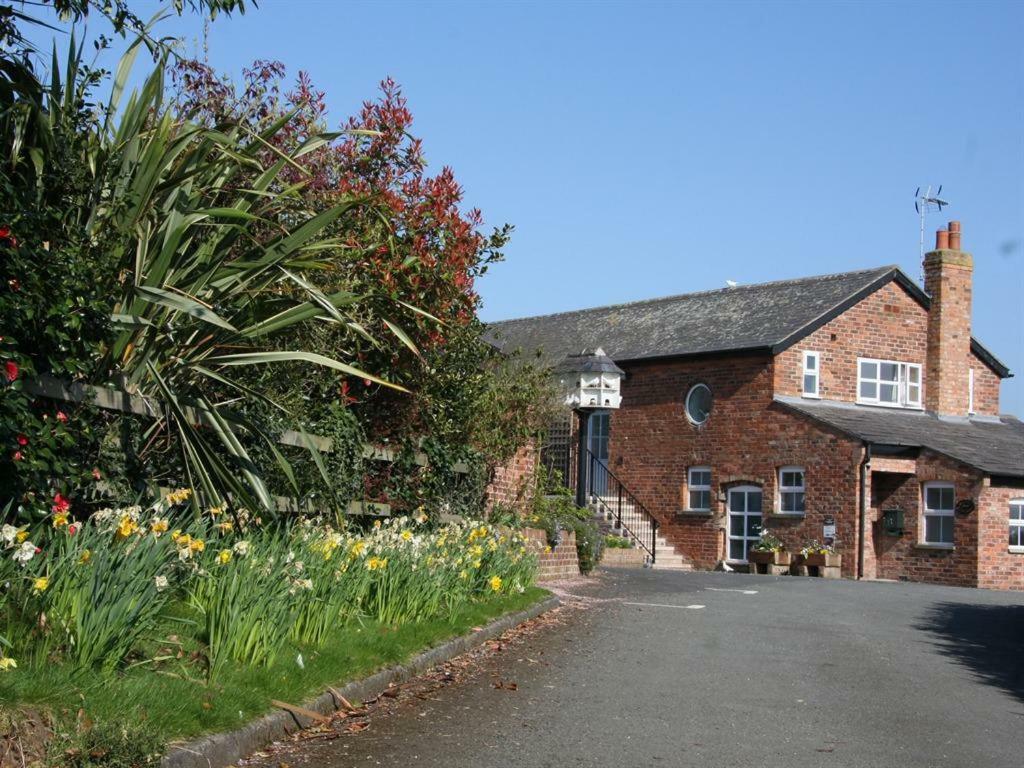 Wall Hill Farm Northwich Ngoại thất bức ảnh